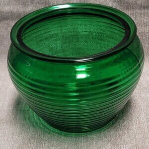 Vintage E. O. Brody Company - Beehive green vase